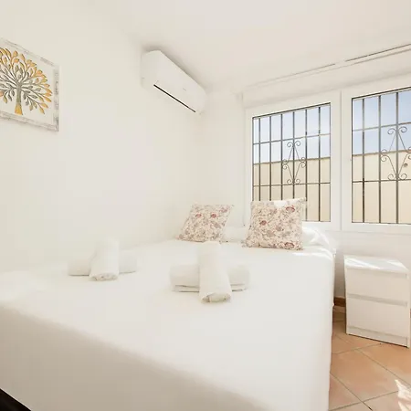 Holiday home Beachfront With Private Terrace, Garden, Bbq, And Garage In Marbella