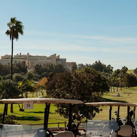 Beachfront With Private Terrace, Garden, Bbq, And Garage In Дом отдыха