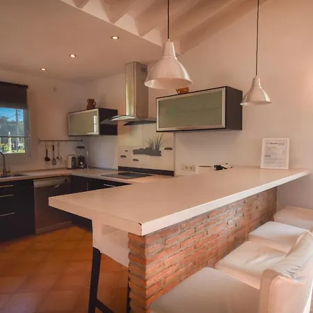 In The Second Line, Modern Beachfront In Costabella, Holiday home Marbella