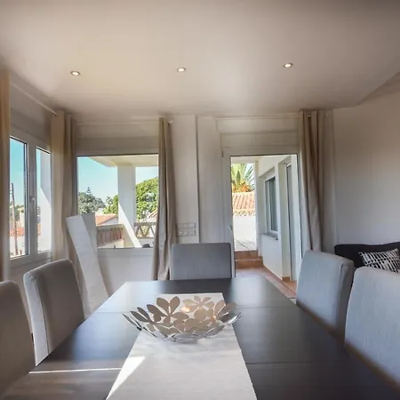 Holiday home In The Second Line, Modern Beachfront In Costabella, Marbella