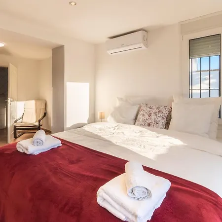 In The Second Line, Modern Beachfront In Costabella, Holiday home *