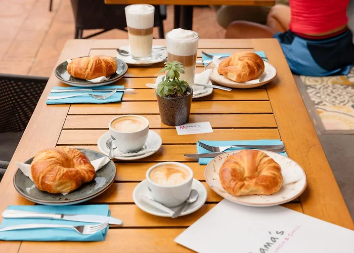 Будинок відпочинку Beachfront With Private Terrace, Garden, Bbq, And Garage In *