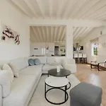 Beachfront With Private Terrace, Garden, Bbq, And Garage In *